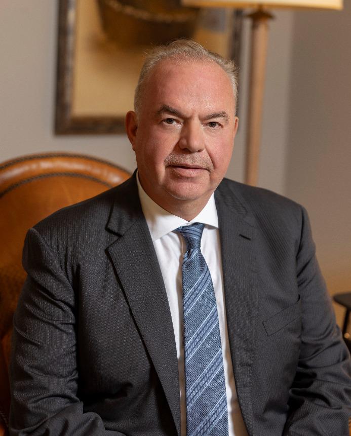 وزير الاتّصالات شارل الحاج: «الاستغلال ممنوع»