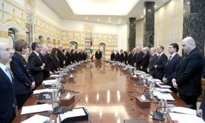 الحكومة تزيد الضرائب على القيمة المضافة